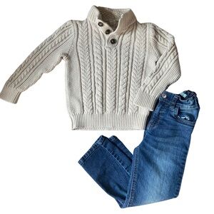 GAP Cream Textured Knit Sweater with Button Collar & Jeans